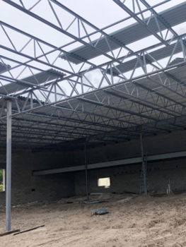 Commercial structure